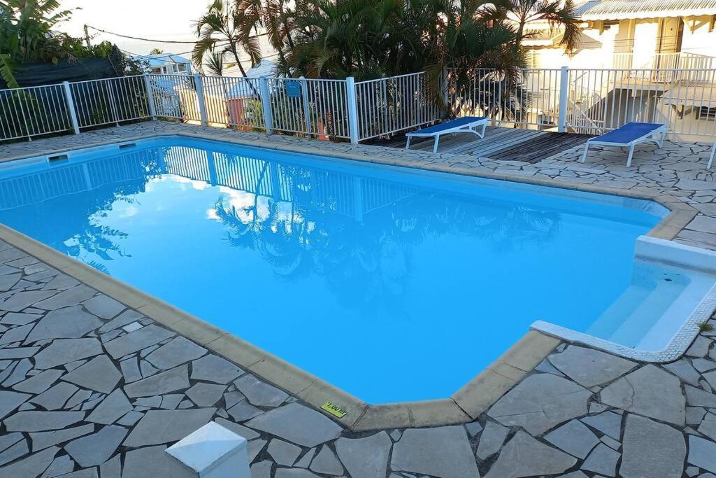 לה טרואז אילט Appartement Avec Piscine Proche De La Mer מראה חיצוני תמונה